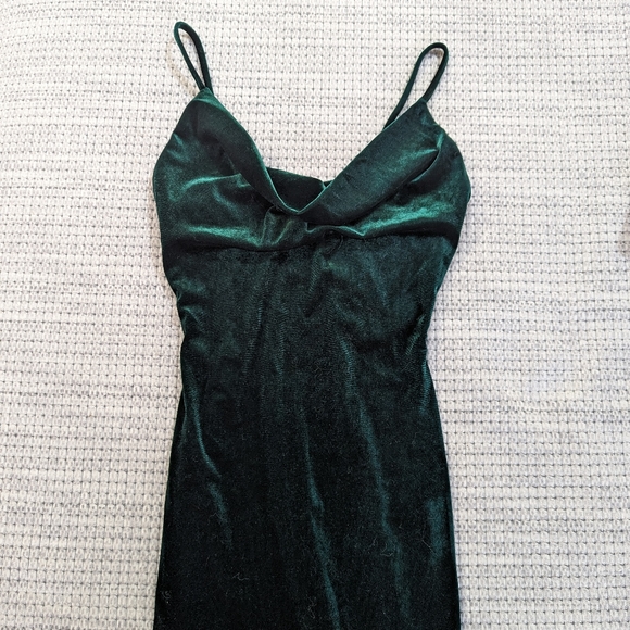 Lulu's Dark Green Velvet Dress size Small - Picture 5 of 5